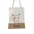 Pokemon Pikachu shopping bag, gepersonaliseerd met naam van jej hobby.