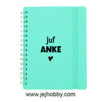 klein notitieboekje met naam